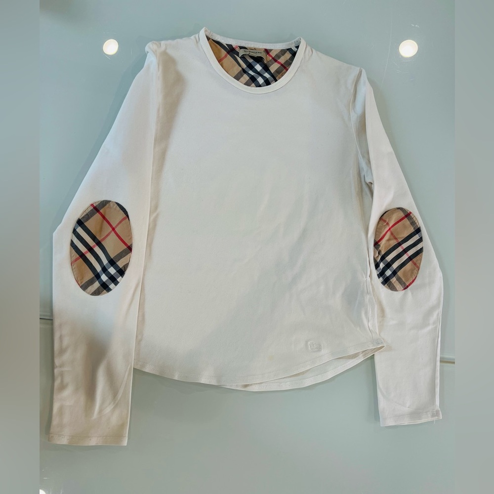 Burberry T-shirt Long Sleeve. Plaid Elbow Patches. Color White. Size L